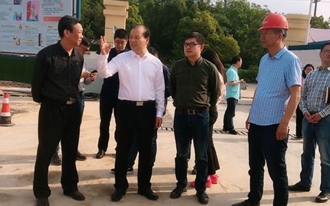浦江县委书记程天云视察通宝TB新厂区建设情况